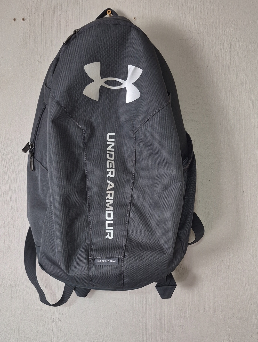 Under Armour Hustle Lite Backpack Silver/gray Color